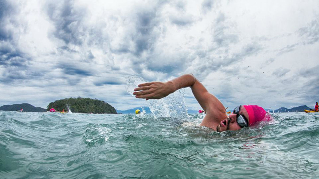 Natação em mar aberto vai agitar Copacabana neste domingo