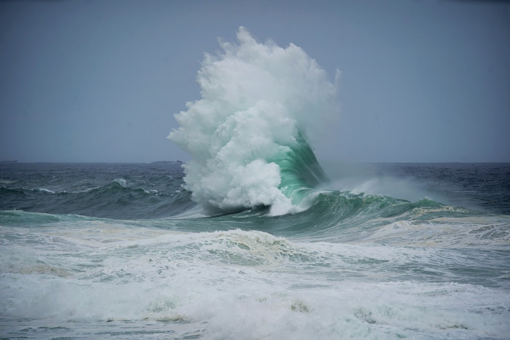 Marinha emite alerta de ressaca para cidade do Rio
