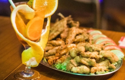 Experimente os aperitivos do Juannas