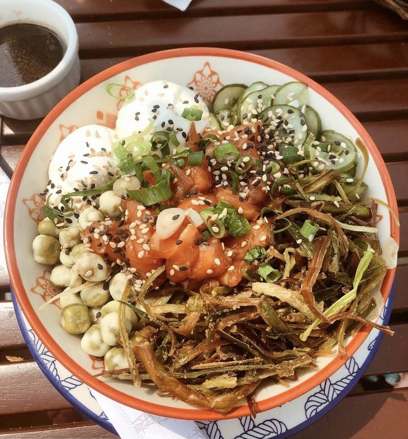 POKE HULA HULA