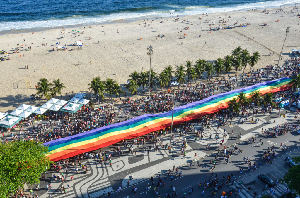 28ª Parada do Orgulho LGBTI+ Rio será realizada em Copcabana