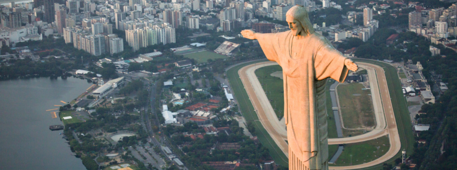 TBT: Relembre a história do Cristo Redentor