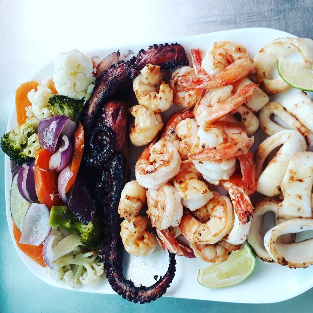 Aproveite a gastronomia do quiosque Pescato