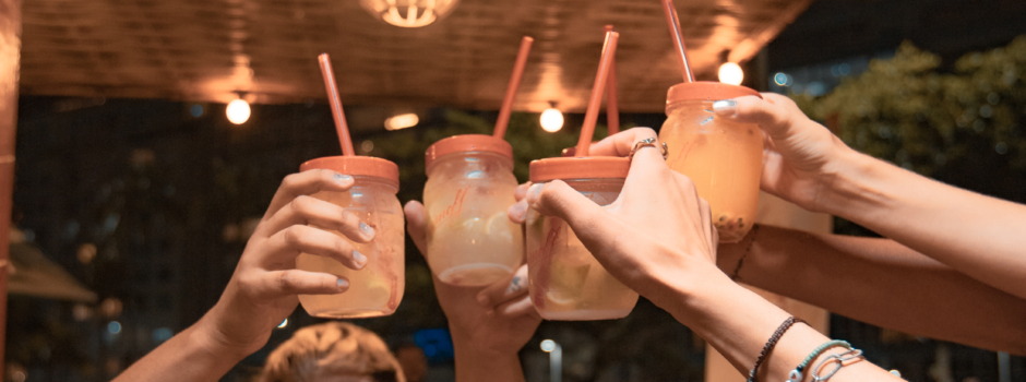 Tá na Praia: 5 drinks para brindar o outono