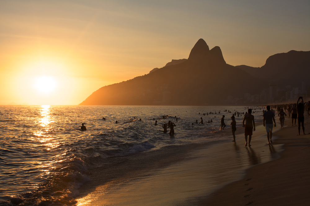 Pratique um esporte neste sábado ensolarado no Rio