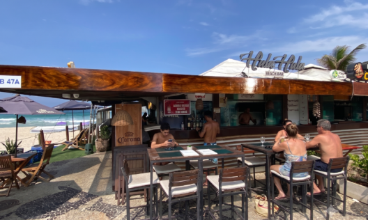 Hula Hula Beach Bar 1