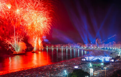 Confira os detalhes da festa de Réveillon em Copacabana