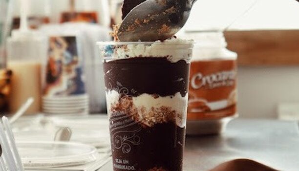 Experimente os açaís do Quiosque Maria Açaí