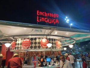 Enchendo Linguiça inaugura na orla de Copacabana 1