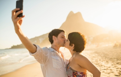 Conheça as histórias por trás do Dia do Beijo