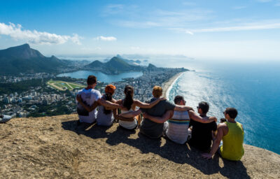 Descubra porque você merece ter um amigo carioca