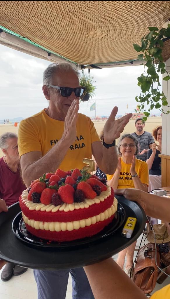 Filosofia na praia celebra 5 anos de existência 1