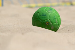 Handbeach: conheça o esporte