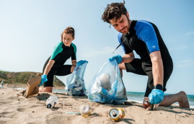 Transformação dos plásticos: Recicla Orla realiza mutirão de limpeza