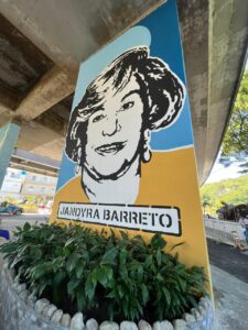 Praia dos Amores ganha grafite de João e Jandyra Barreto 1