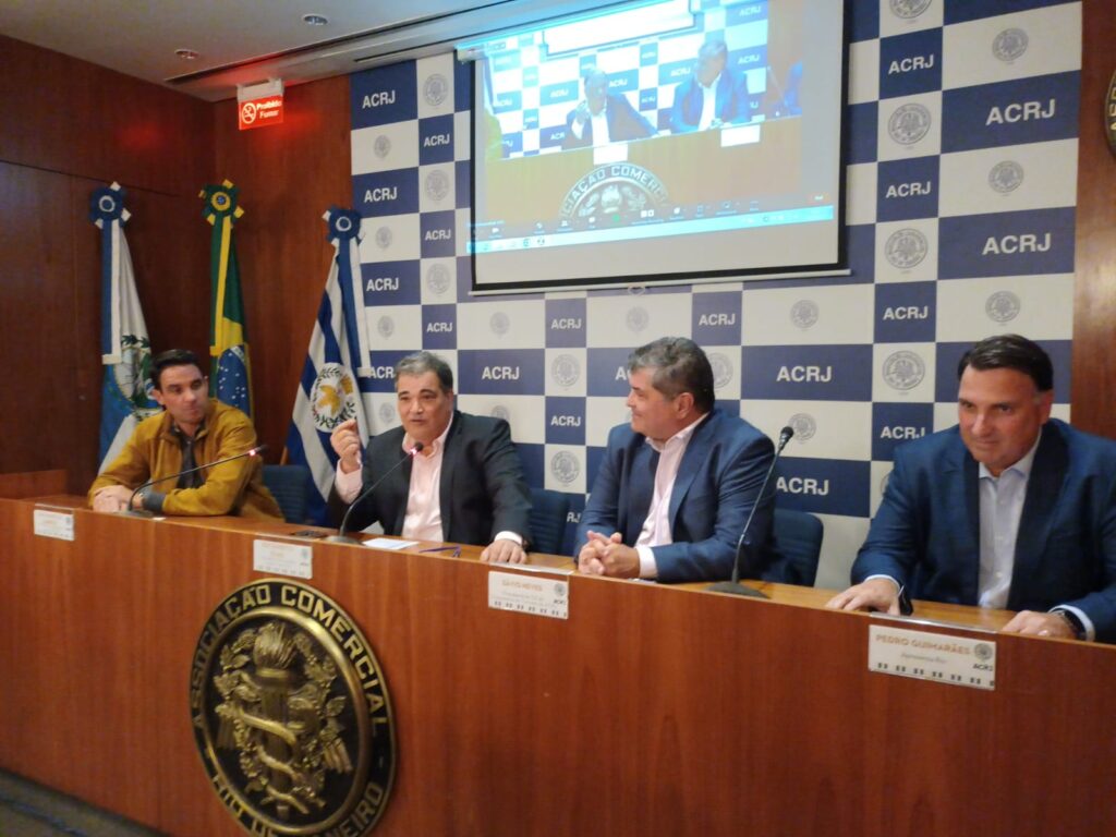João Marcello Barreto toma posse como VP da ACRJ
