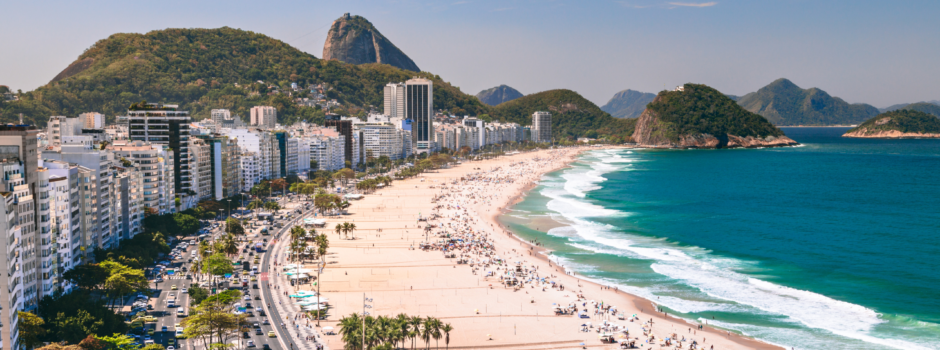 Porque Copacabana é chamada de Princesinha do Mar? 4
