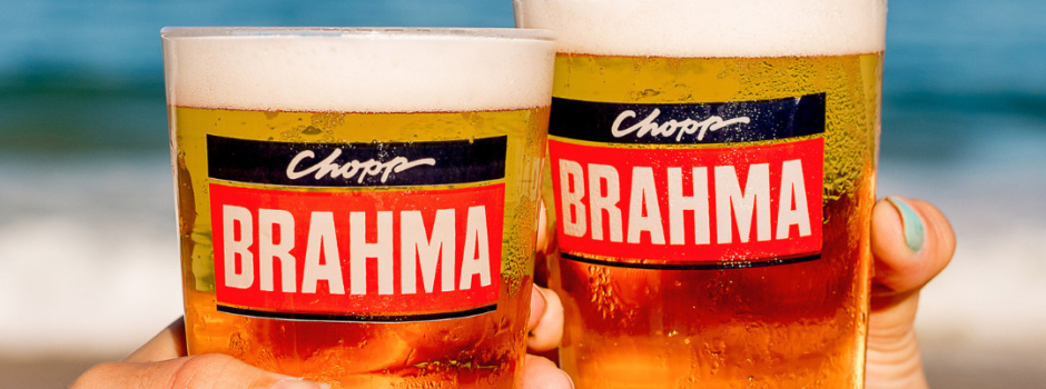 Um brinde ao Happy Hour no quiosque Chopp Brahma 1