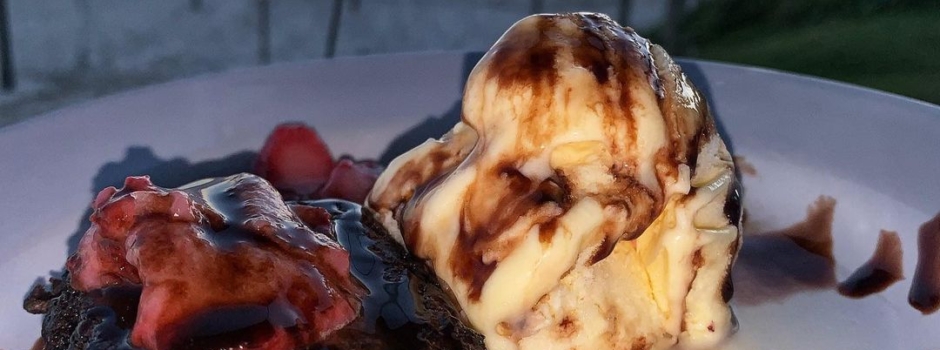Aproveite a gastronomia do quiosque Rei do Mar