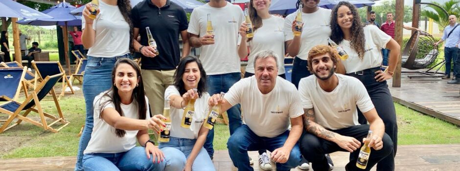 Ambev convida Orla Rio para dia imersivo na fábrica da Corona