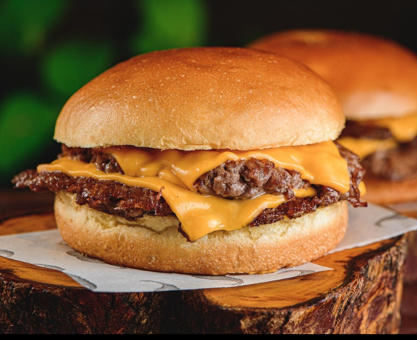 Descubra o Sabor Único do X-Burger do Quiosque Seu Vidal na Barra