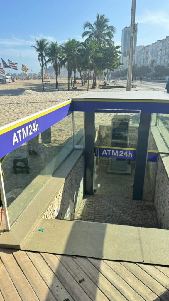 Novidade na praia: terminais ATM 24h chegam à Orla Carioca 4