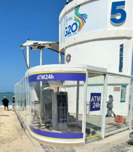 Novidade na praia: terminais ATM 24h chegam à Orla Carioca 6