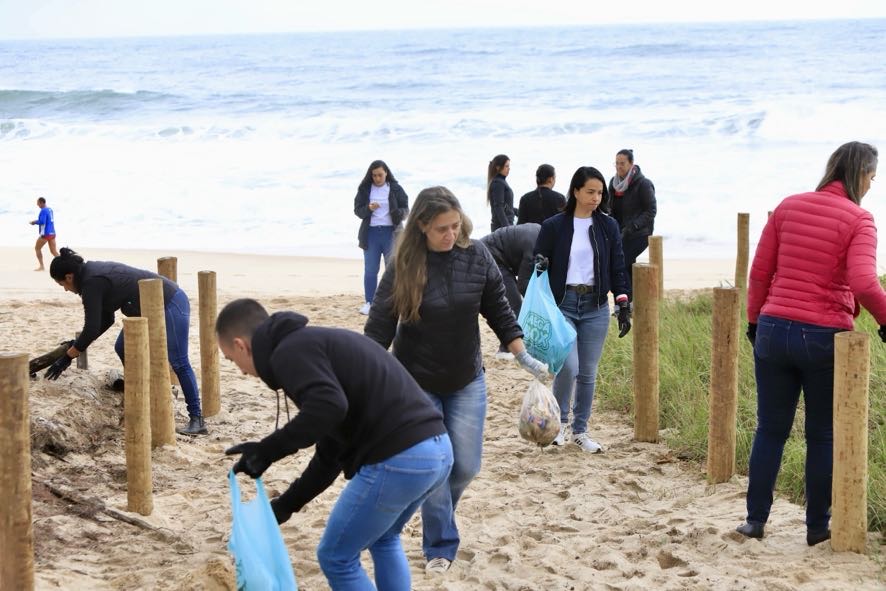 Orla Rio e Parceiros promovem a incorporação de Restingas na Praia do Recreio 5
