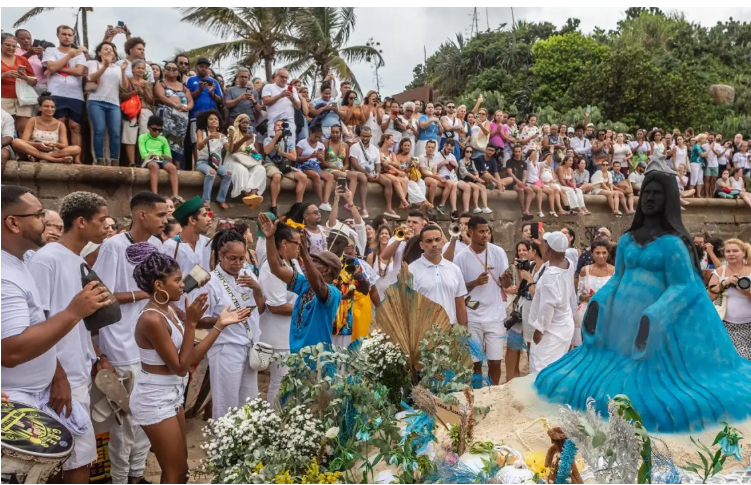 Arpoador se Prepara para a Maior Festa de Iemanjá com Pretinho da Serrinha e Afoxé Filhos de Gandhi!
