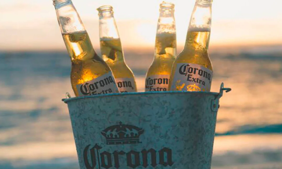 CORONA SUNSET: música, vibes e a magia de São Conrado no Quiosque SOGA 1