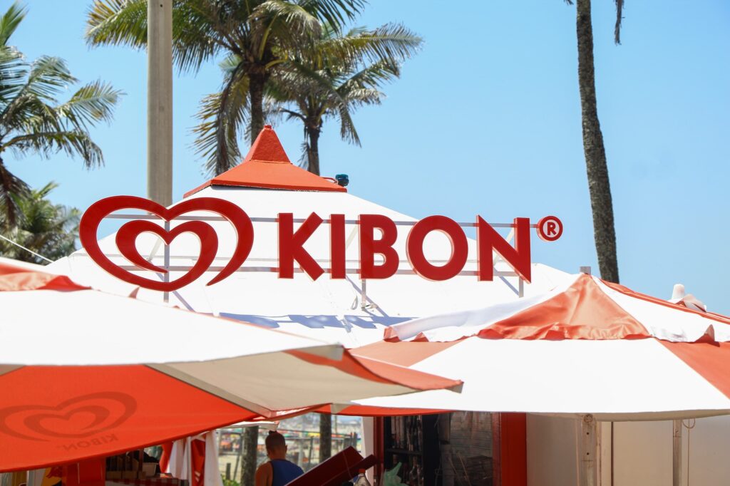 Quiosque Kibon realiza ativação especial com influenciadores e distribuição de brindes 2