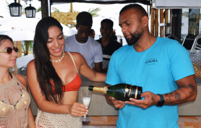 Drinks exclusivos no La Plage com Vinícola Aurora