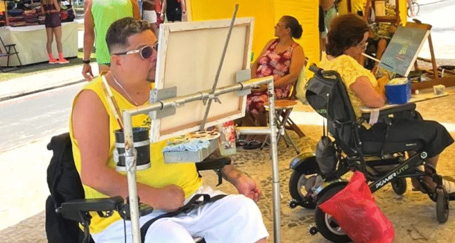 Arte na areia e inclusão em cena: Praia Para Todos recebe exposição ao ar livre na Barra 2