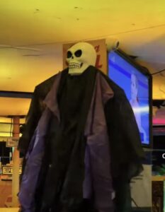 Halloween no Praia Skol terá premiação para a melhor fantasia e muita animação na orla de Copacabana