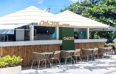 Origens Beach Lounge by Radisson chega à orla da Barra como novo refúgio à beira-mar 1