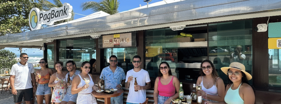 Quiosque Sunset entra no jogo: Super Bowl 2026 com petiscos pela metade e Corona gelada na orla da Barra