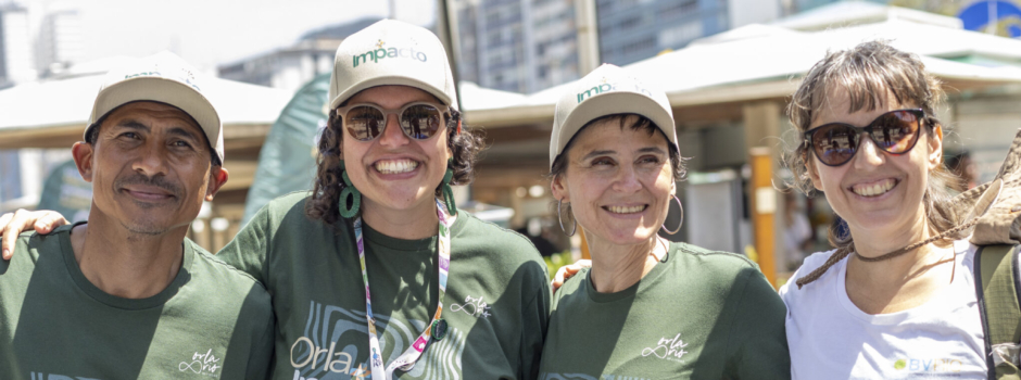 Reciclobloco marca parceria entre Orla Impacto e Embratur na orla de Copacabana 1