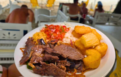 Match Beach Club: almoço com sabor de casa e vista privilegiada na orla da Barra