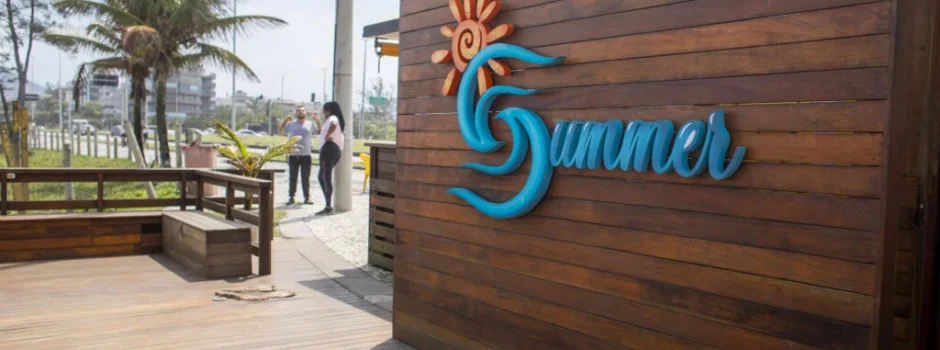 Rio espera milhões de turistas no outono e quiosques temáticos fazem visitantes se sentirem em casa 2