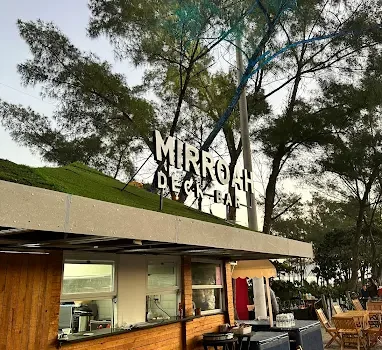 Feijoada de São Jorge no Mirroah Deck