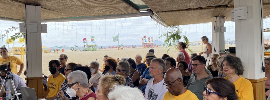 Filosofia na praia debate o filósofo Espinoza