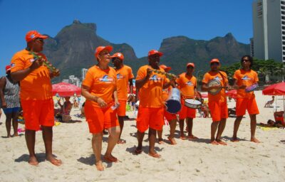 Dia do Gari: eles cuidam da cidade e fazem bonito na orla 2