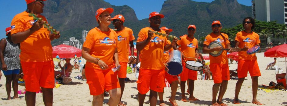 Dia do Gari: eles cuidam da cidade e fazem bonito na orla 2