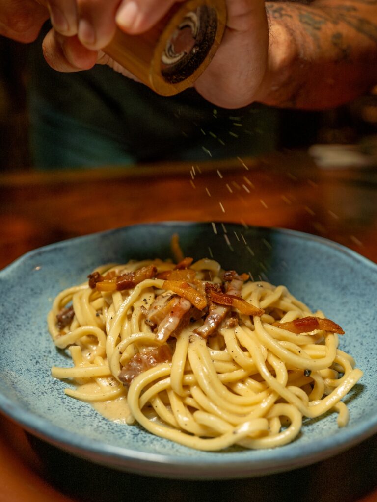 Friozinho no Rio? Veja 5 quiosques da orla para comer massas, tomar vinho e curtir o clima da semana 8