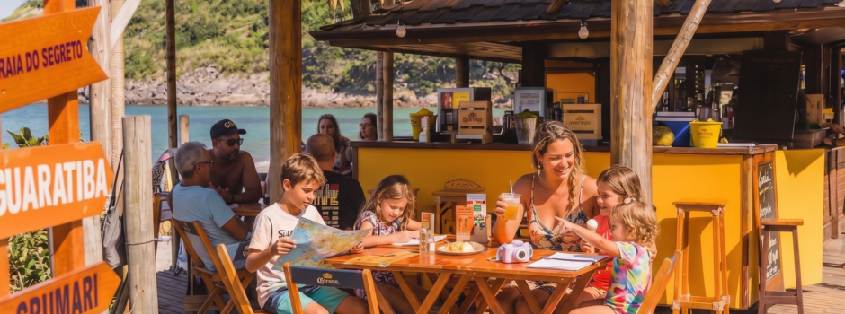 Qual quiosque combina com a sua mãe? Descubra o point perfeito para celebrar o Dia das Mães na orla 1