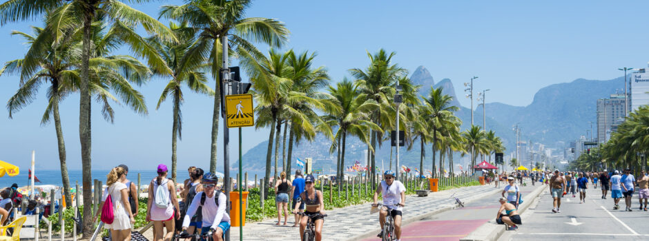Dia Mundial da Bicicleta: um passeio pelos cenários mais icônicos da orla carioca