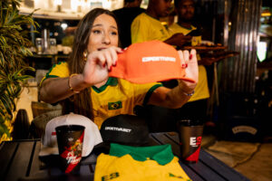Esportiva Bet dá sequência às ativações na orla carioca durante a temporada de jogos 3