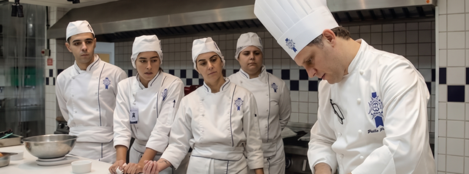 Sabores da Orla: Le Cordon Bleu assina avaliação do Prato Estrela e premiará campeões com cursos
