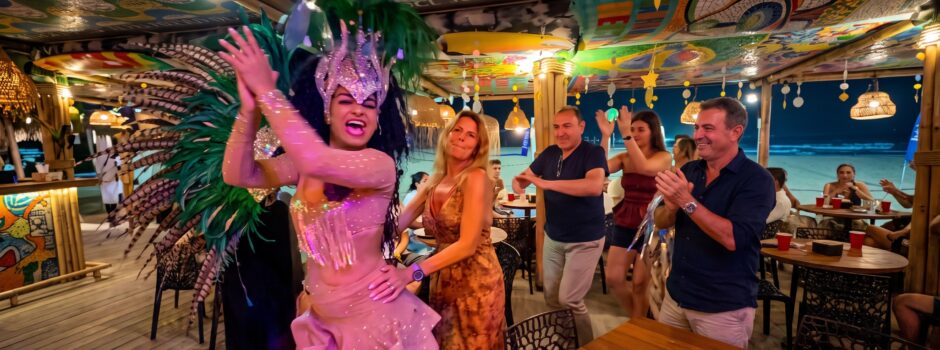 Carnaval e Samba no Finns & Chill Out! (Todas as noites)
