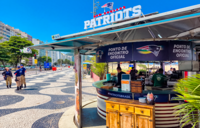 New England Patriots chega à orla carioca com quiosque temático